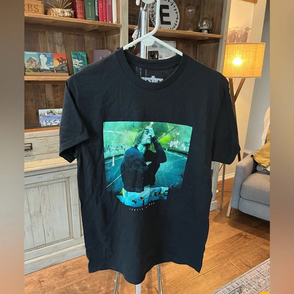 Justin Bieber Tops - Official Justin Bieber Justice Tour merch tour shirt size medium